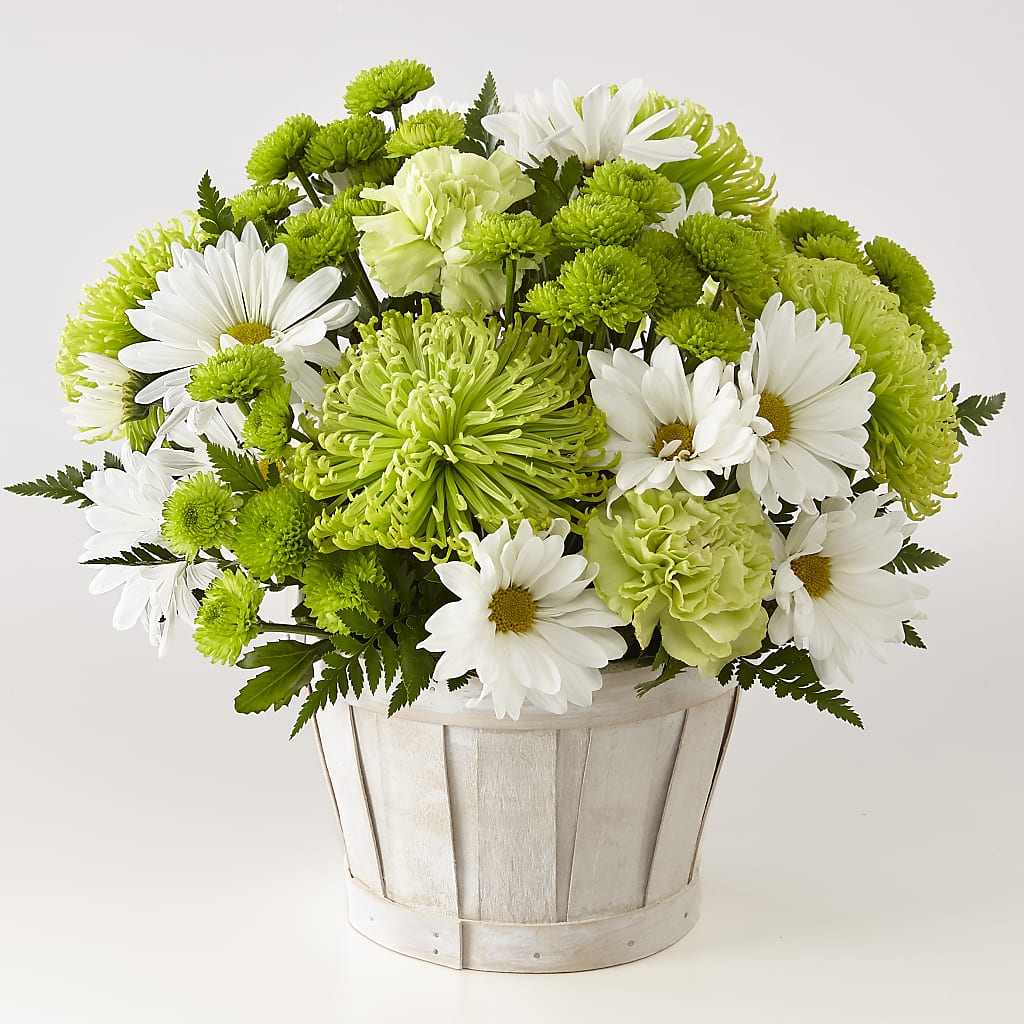 Lucky Charm Basket (Standard) – DANNY'S FLOWERS & GIFTS, Livonia MI