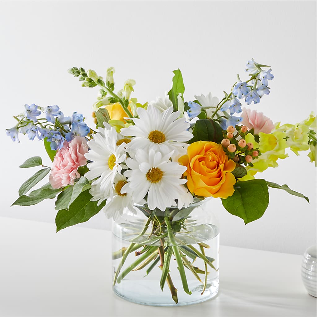 Sun Salutation Bouquet – DANNY'S FLOWERS & GIFTS, Livonia MI