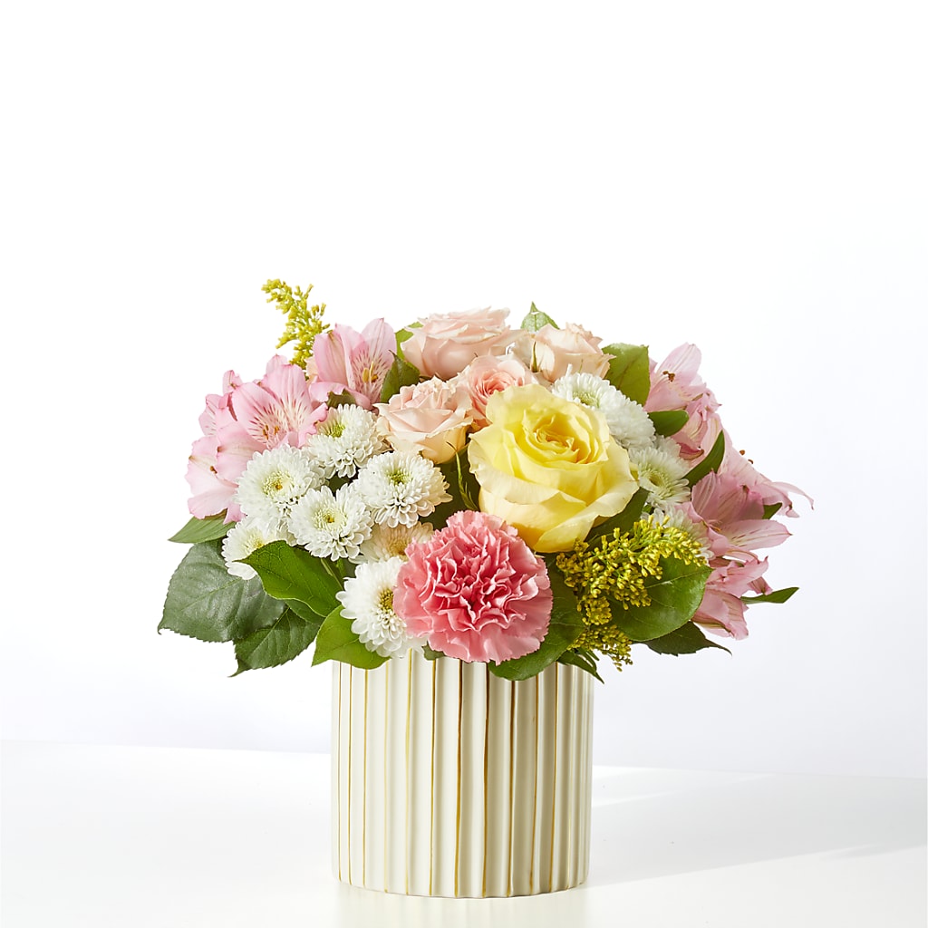 Watercolors Bouquet – DANNY'S FLOWERS & GIFTS, Livonia MI