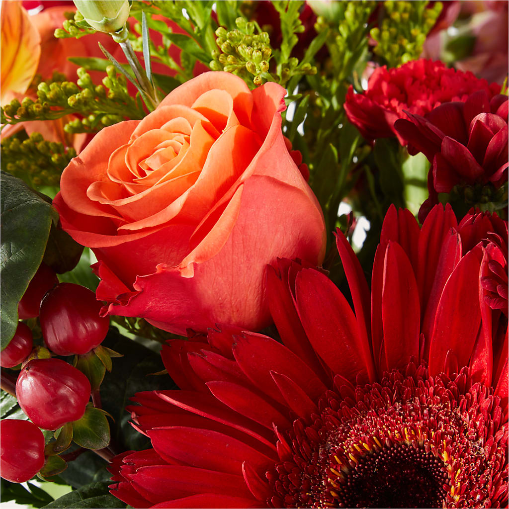 Sweater Season - A Florist Original – DANNY'S FLOWERS & GIFTS, Livonia MI