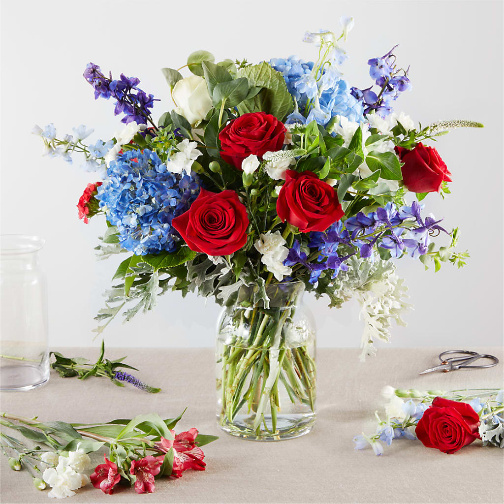 Star Spangled - A Florist Original – DANNY'S FLOWERS & GIFTS, Livonia MI
