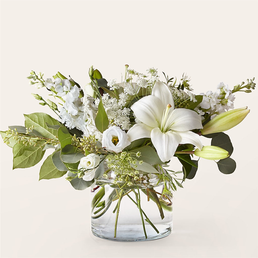 Alluring Elegance Bouquet – DANNY'S FLOWERS & GIFTS, Livonia MI