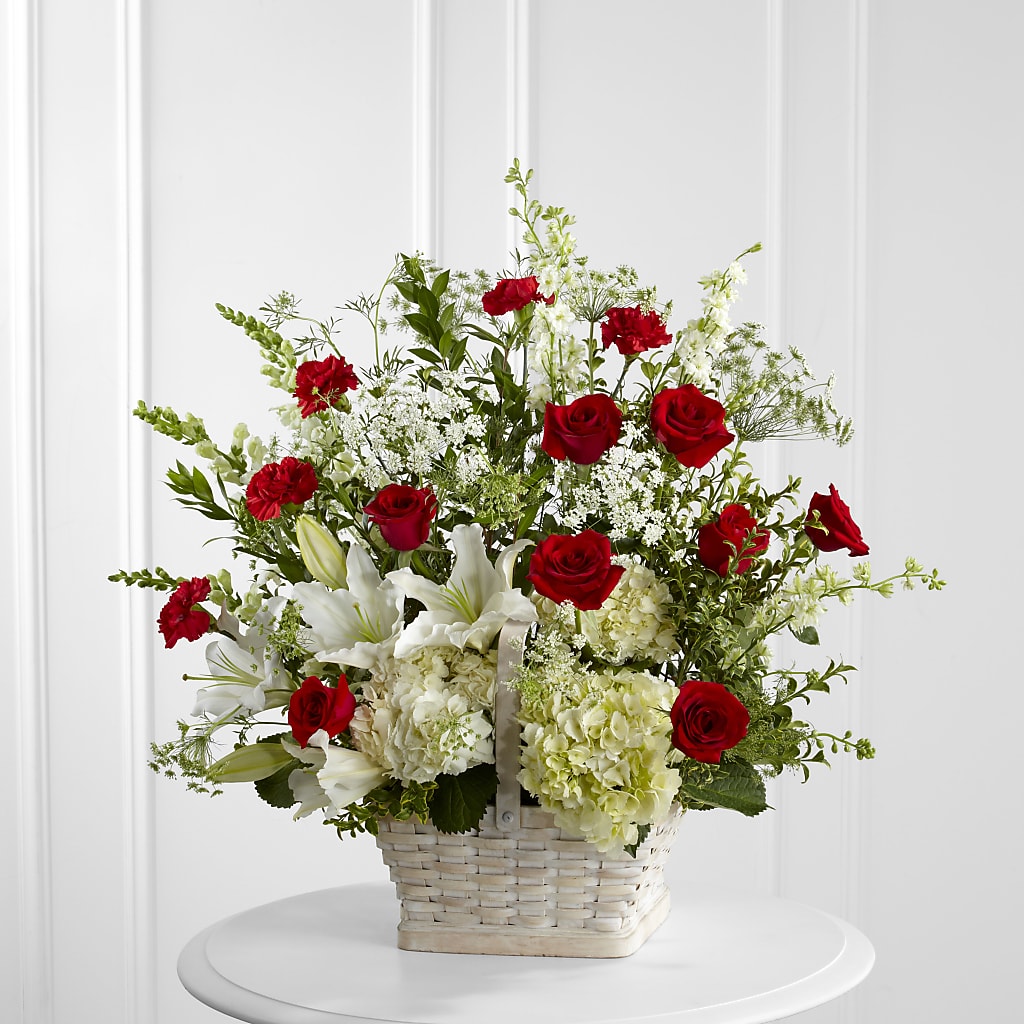 In Loving Memory Arrangement – DANNY'S FLOWERS & GIFTS, Livonia MI