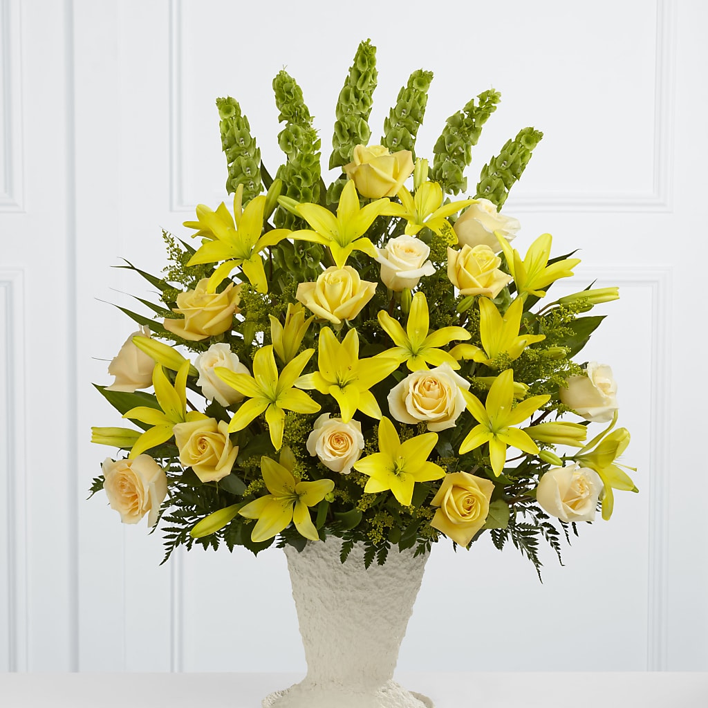 Golden Memories Arrangement – DANNY'S FLOWERS & GIFTS, Livonia MI