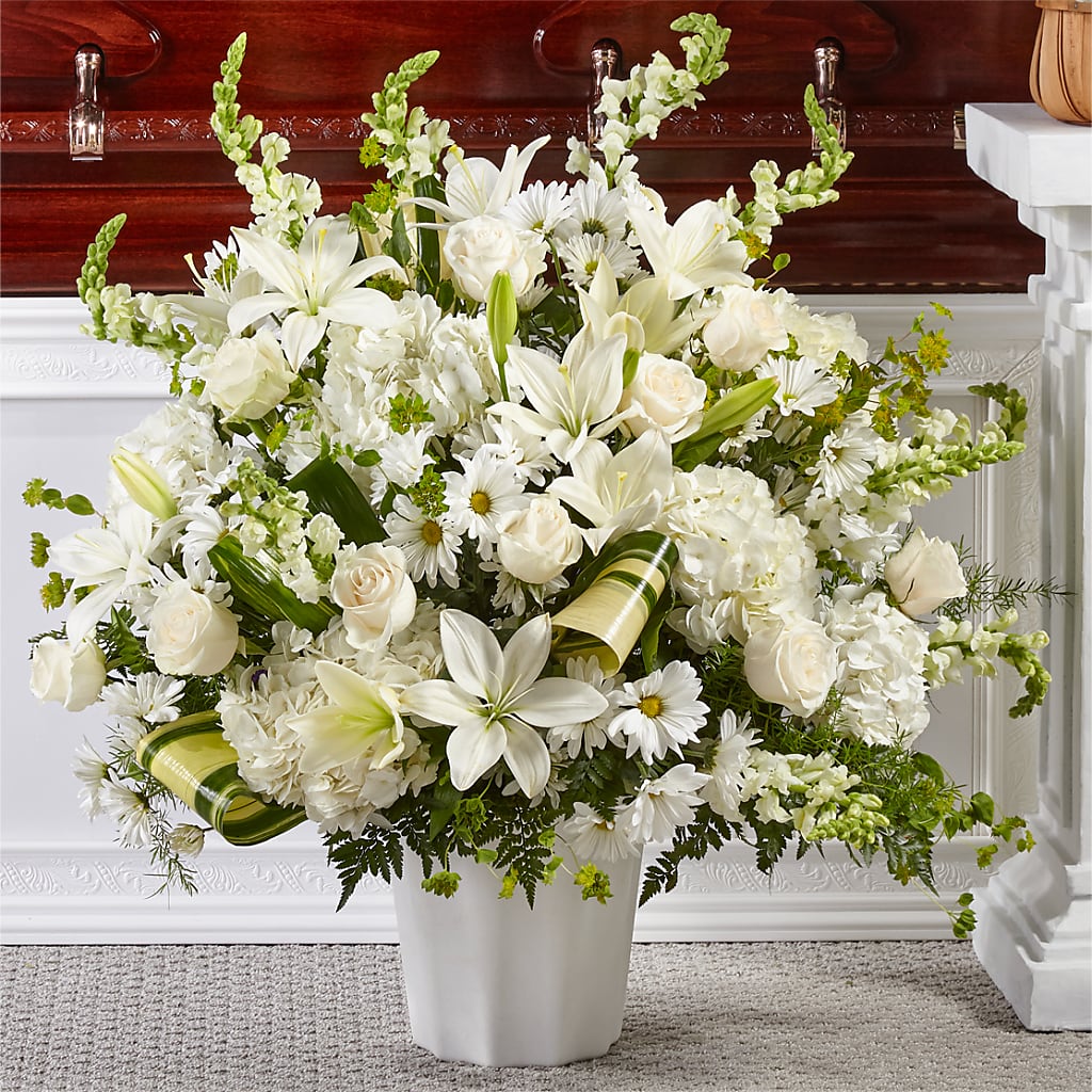 Thoughts of Tranquility Floor Basket – DANNY'S FLOWERS & GIFTS, Livonia MI