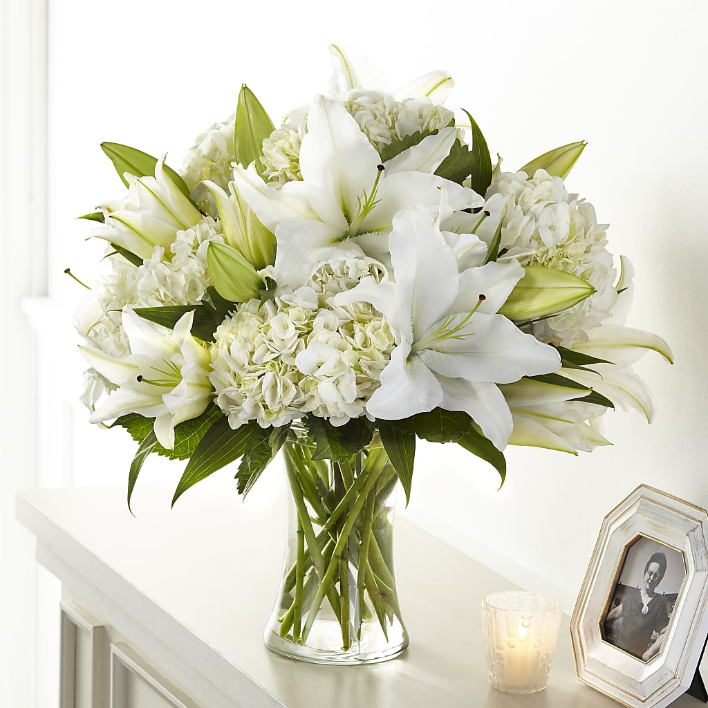 Compassionate Lily Bouquet – DANNY'S FLOWERS & GIFTS, Livonia MI