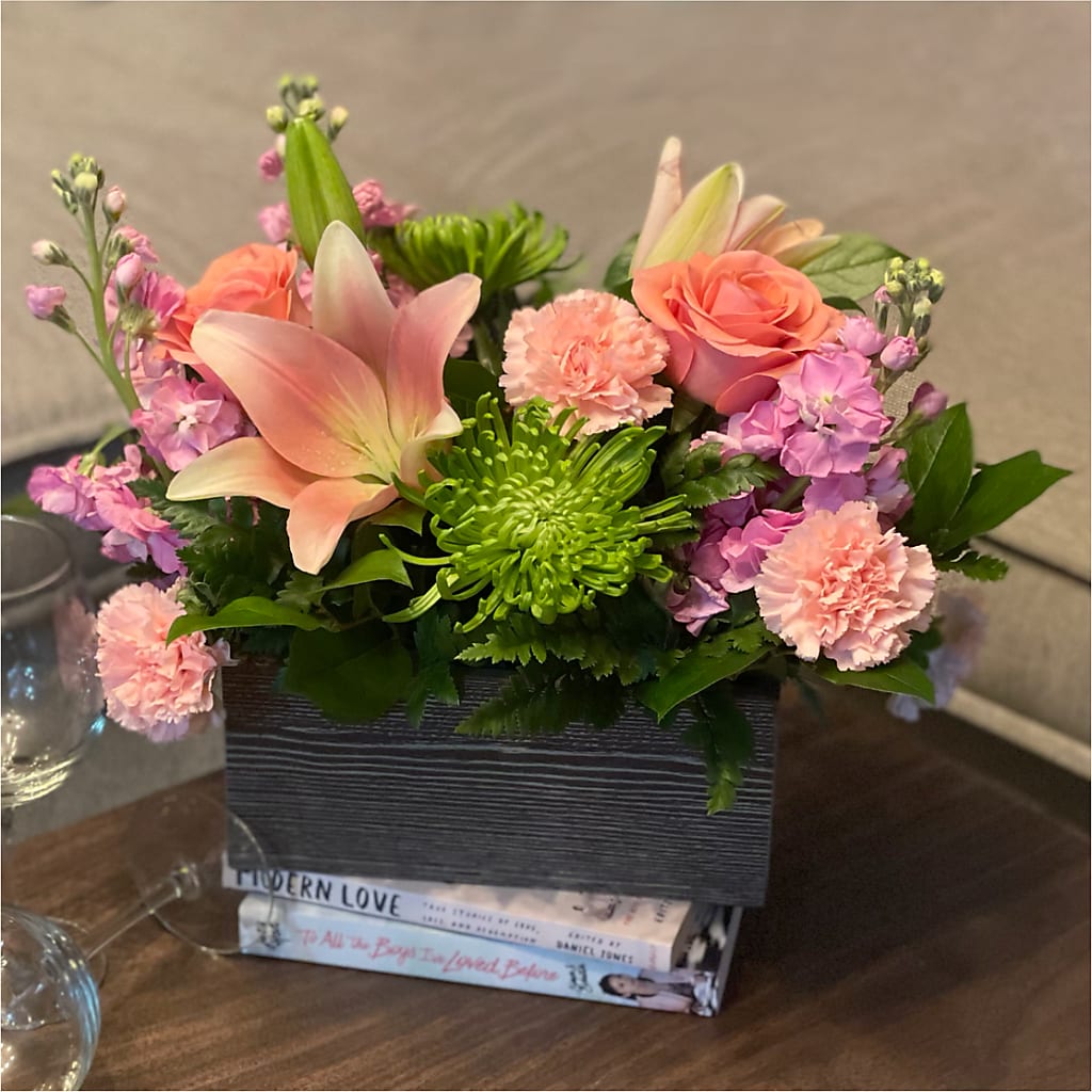 Beautiful Spirit Basket – DANNY'S FLOWERS & GIFTS, Livonia MI
