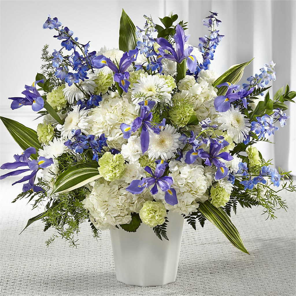 Soft Serenity Floor Basket – DANNY'S FLOWERS & GIFTS, Livonia MI