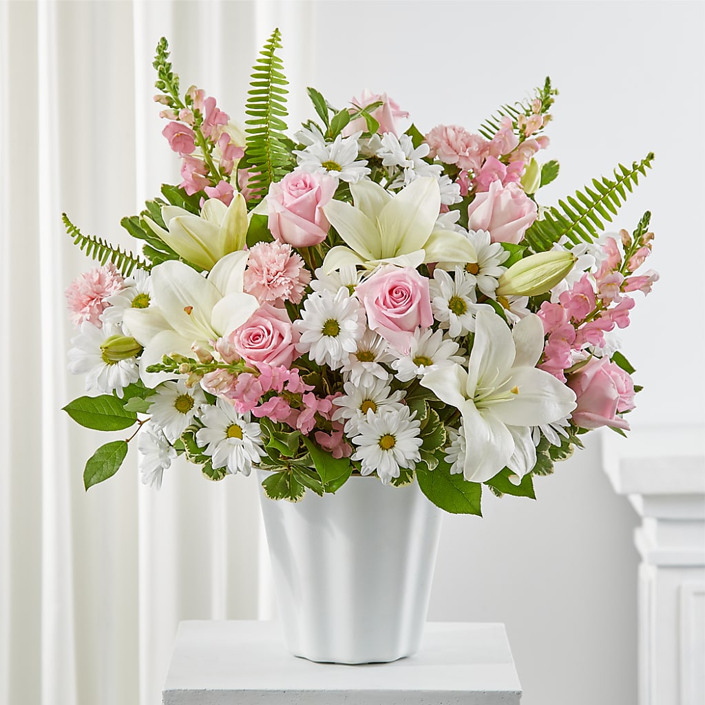 Soft Touch Tabletop Basket – DANNY'S FLOWERS & GIFTS, Livonia MI