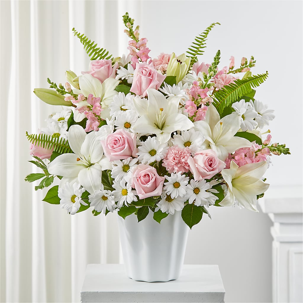 Soft Touch Tabletop Basket – DANNY'S FLOWERS & GIFTS, Livonia MI