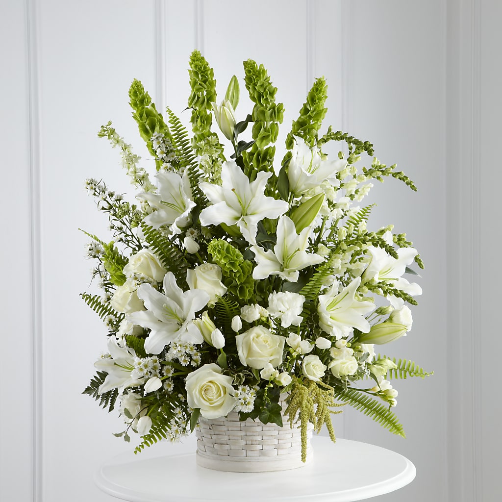 In Our Thoughts Arrangement – DANNY'S FLOWERS & GIFTS, Livonia MI