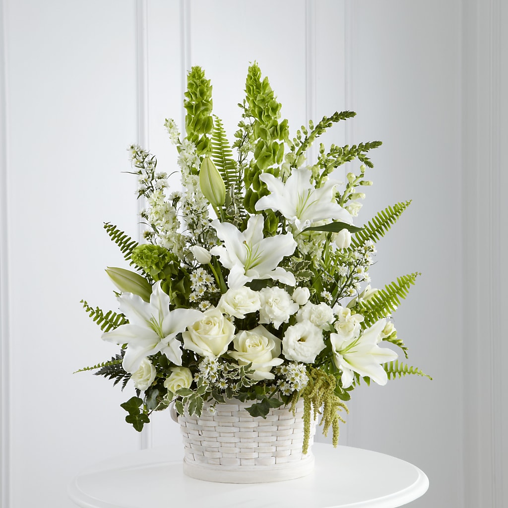 In Our Thoughts Arrangement – DANNY'S FLOWERS & GIFTS, Livonia MI