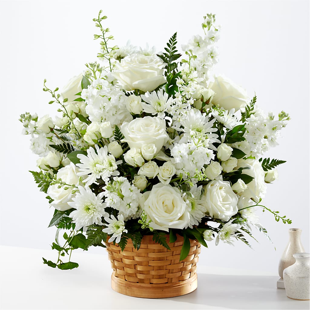 Heartfelt Condolences Arrangement – DANNY'S FLOWERS & GIFTS, Livonia MI