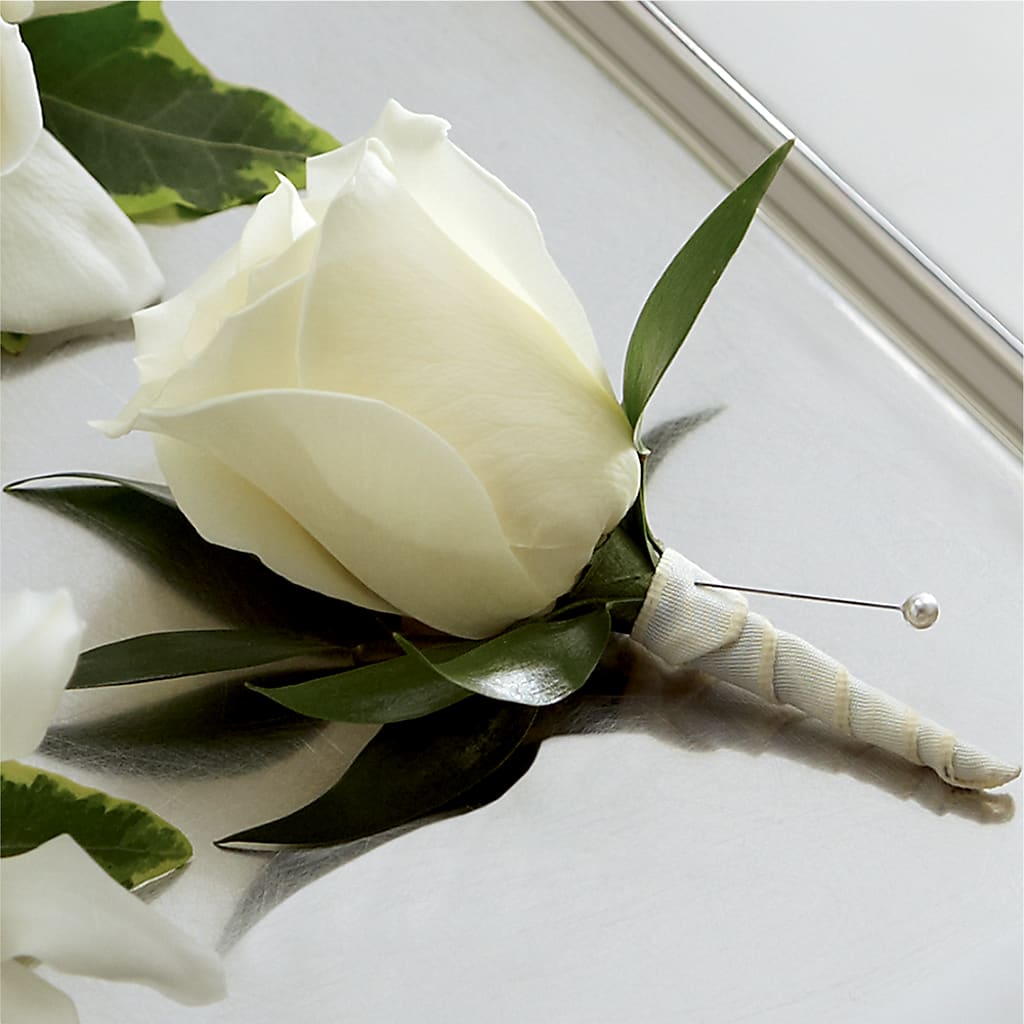 White Rose Boutonniere – DANNY'S FLOWERS & GIFTS, Livonia MI