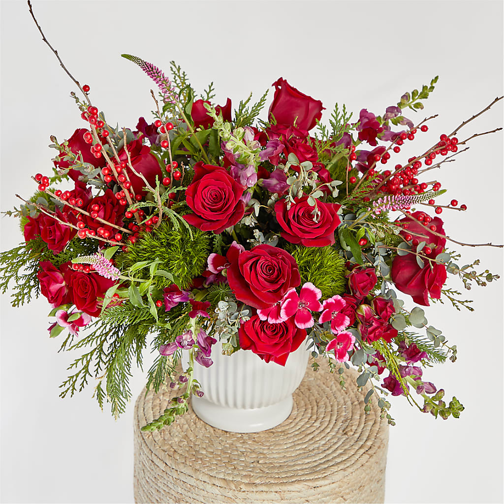Big Red Bow Bouquet – DANNY'S FLOWERS & GIFTS, Livonia MI