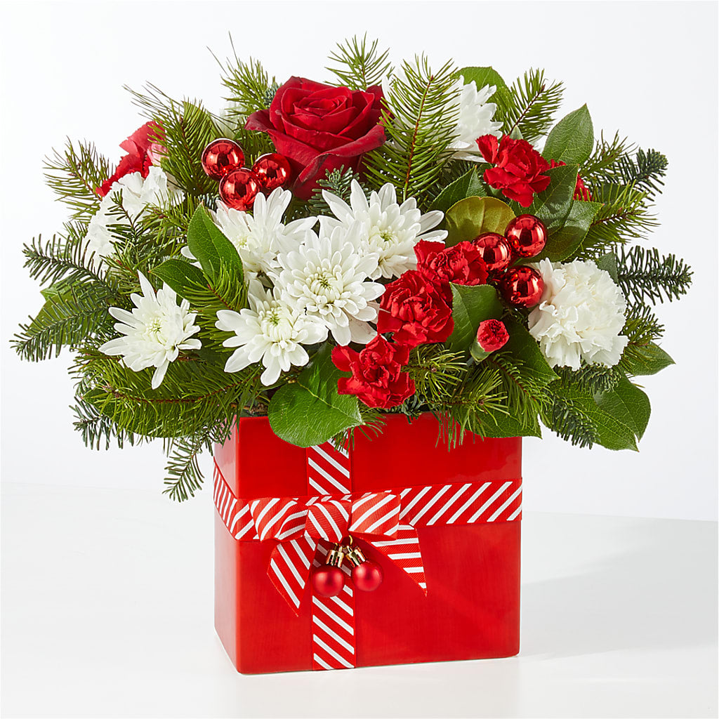 Presents Under the Tree Bouquet – DANNY'S FLOWERS & GIFTS, Livonia MI
