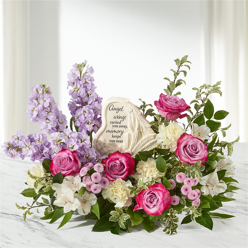 In My Heart Arrangement – DANNY'S FLOWERS & GIFTS, Livonia MI