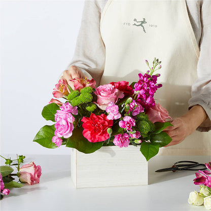 Sweetberry Box – A Florist Original – DANNY'S FLOWERS & GIFTS, Livonia MI