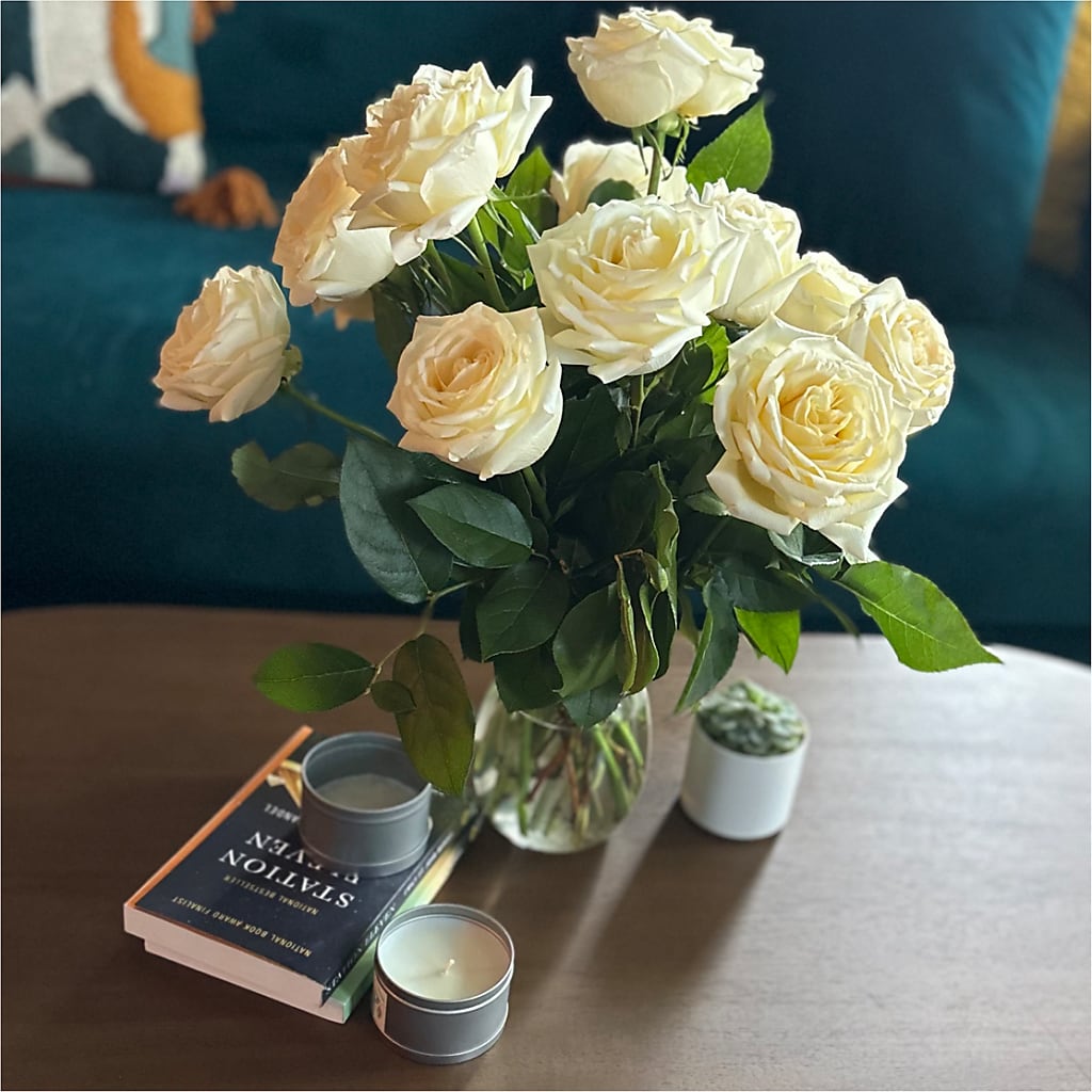 Long Stem Yellow Rose Bouquet – DANNY'S FLOWERS & GIFTS, Livonia MI