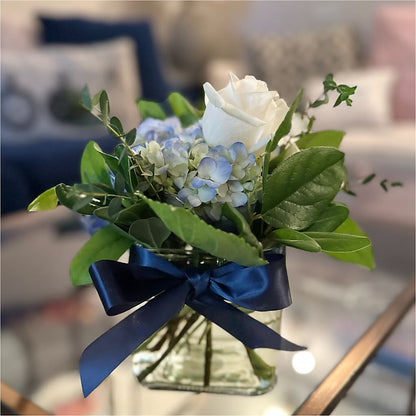 Sky Blue Delight Bouquet – DANNY'S FLOWERS & GIFTS, Livonia MI