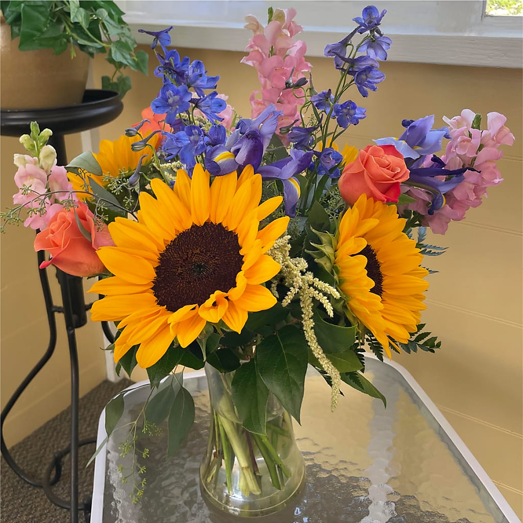 Rays of Life Bouquet – DANNY'S FLOWERS & GIFTS, Livonia MI