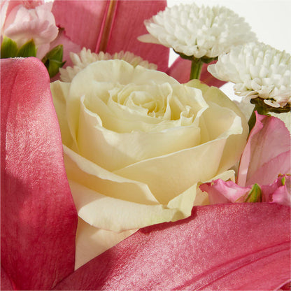 Piece of Cake Bouquet – DANNY'S FLOWERS & GIFTS, Livonia MI