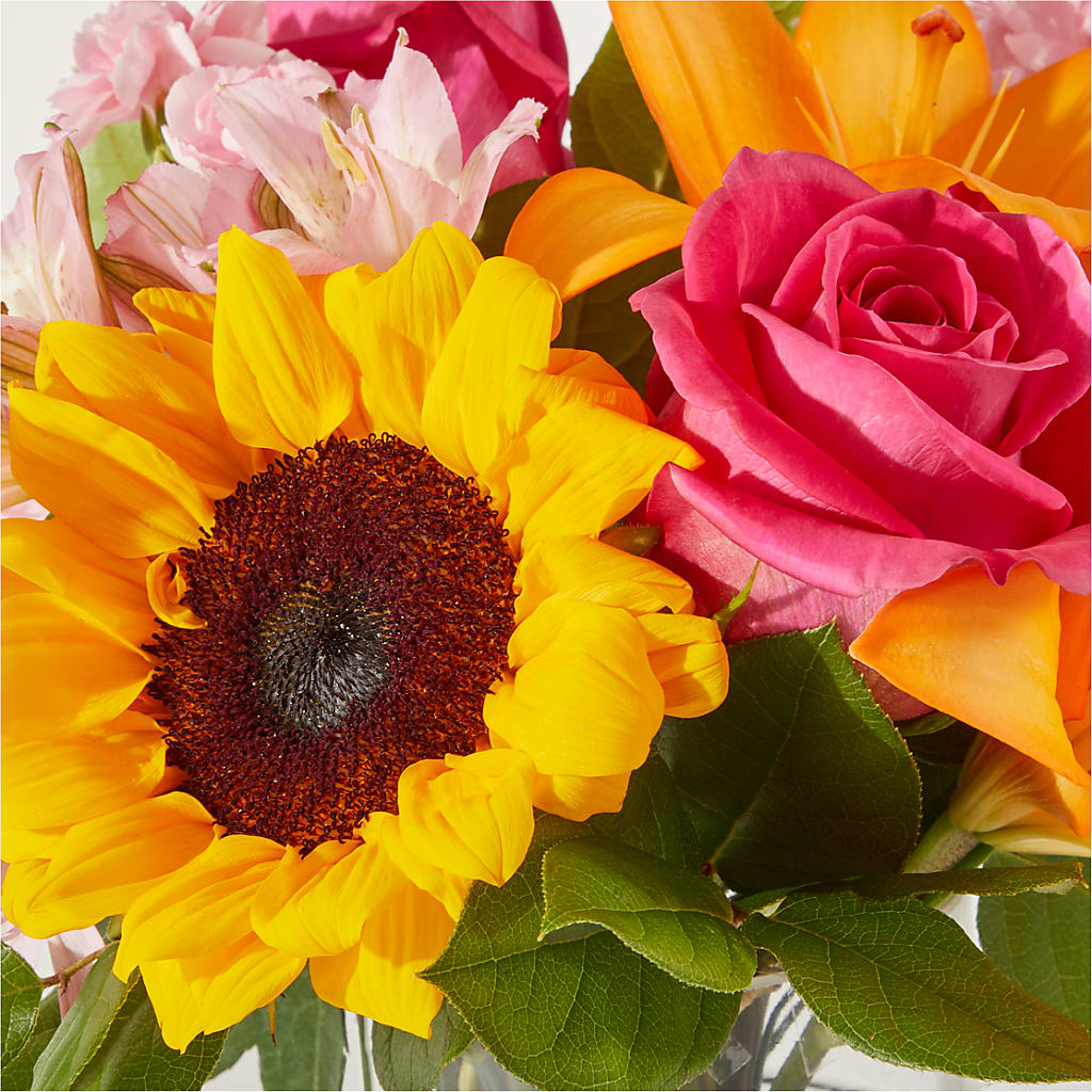 In Full Swing Bouquet – DANNY'S FLOWERS & GIFTS, Livonia MI
