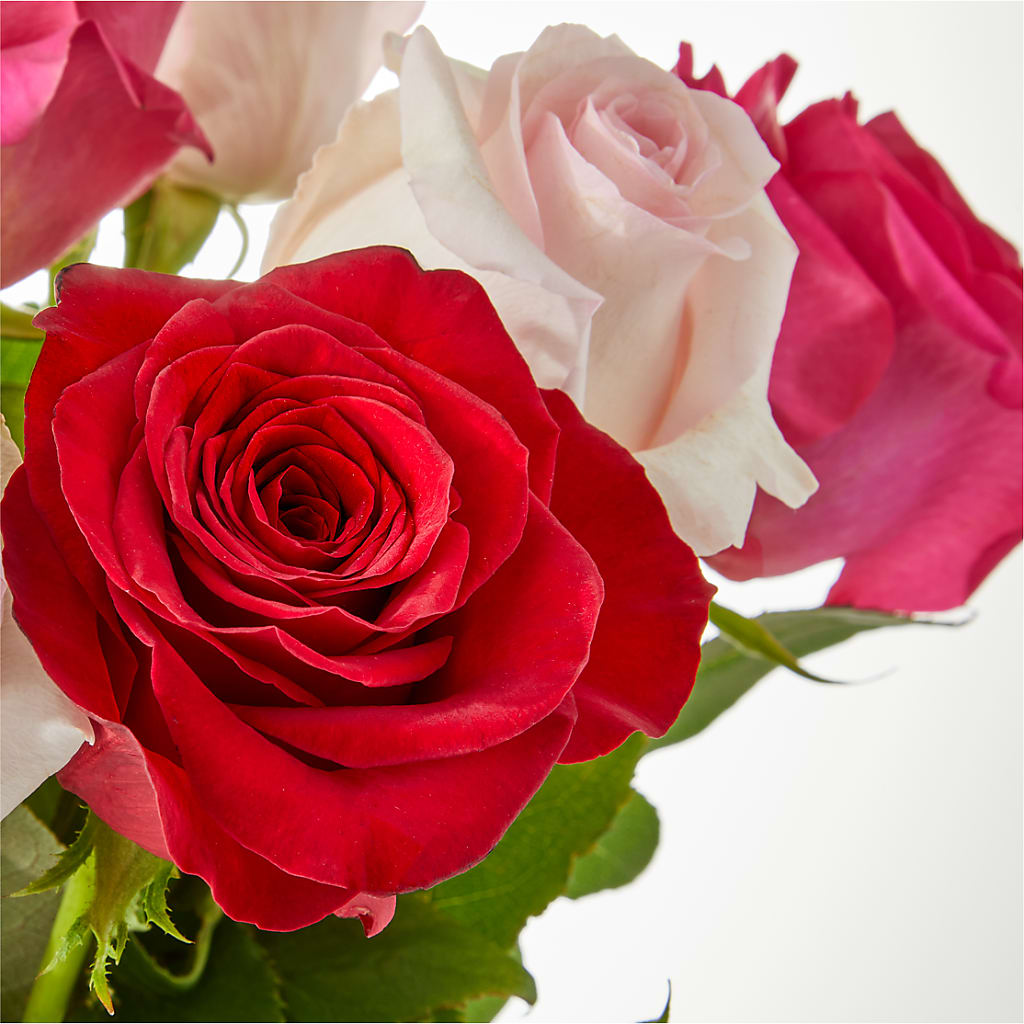 Charming Rose Bouquet – DANNY'S FLOWERS & GIFTS, Livonia MI
