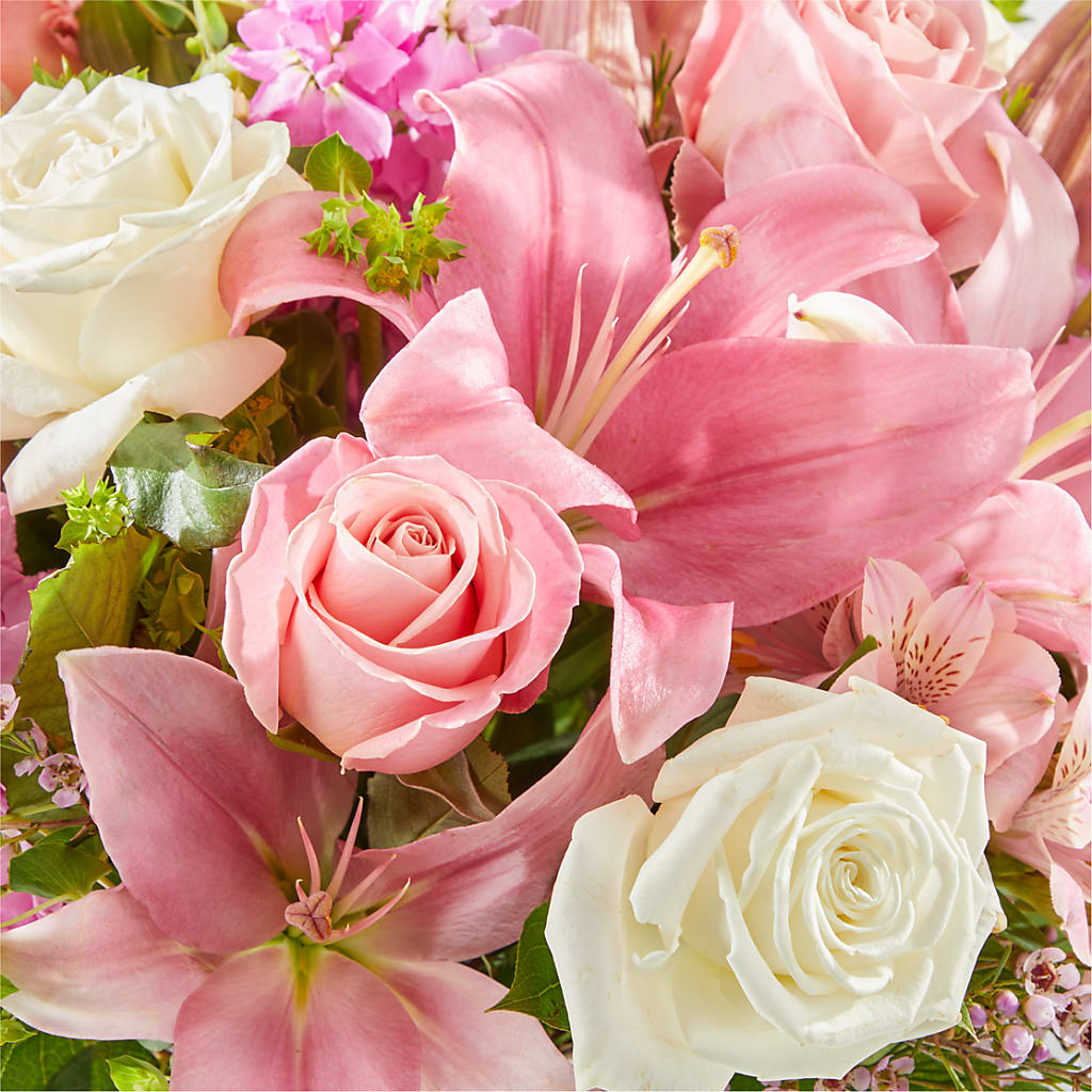 Ethereal Beauty Bouquet – DANNY'S FLOWERS & GIFTS, Livonia MI