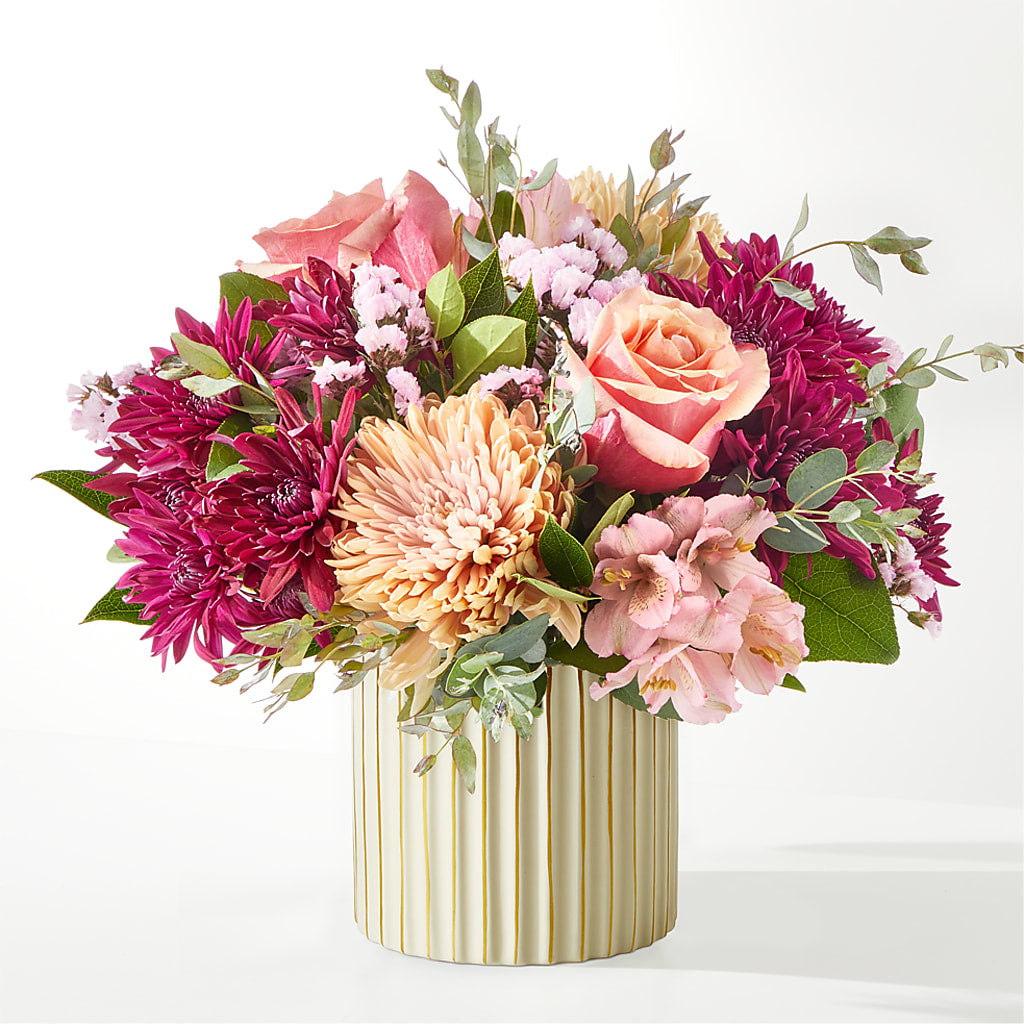 Berry Cobbler Bouquet with Ivory Vase – DANNY'S FLOWERS & GIFTS, Livonia MI