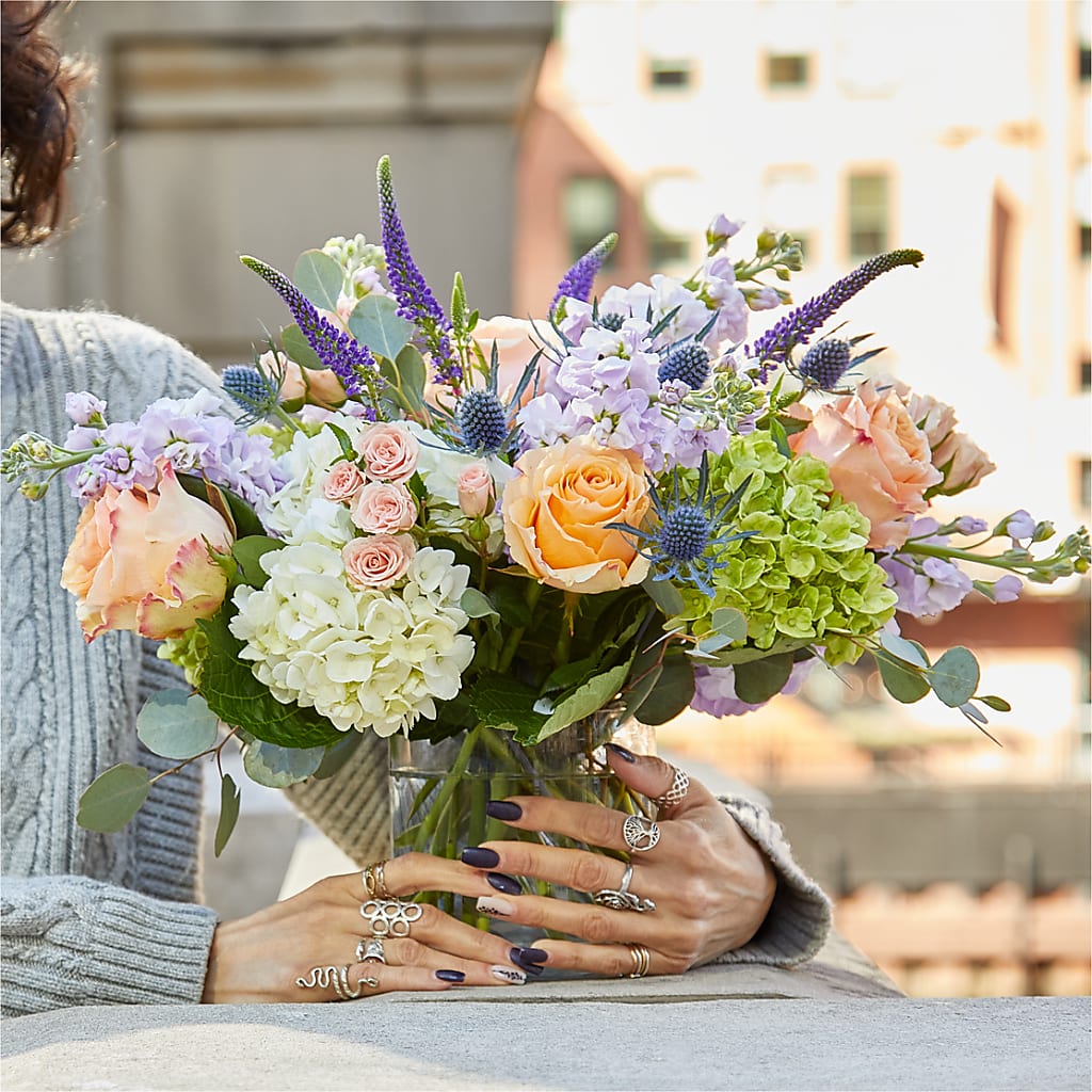 Porch Swing Bouquet – DANNY'S FLOWERS & GIFTS, Livonia MI