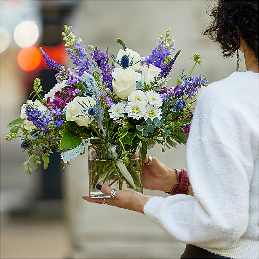 Shooting Star Bouquet – DANNY'S FLOWERS & GIFTS, Livonia MI