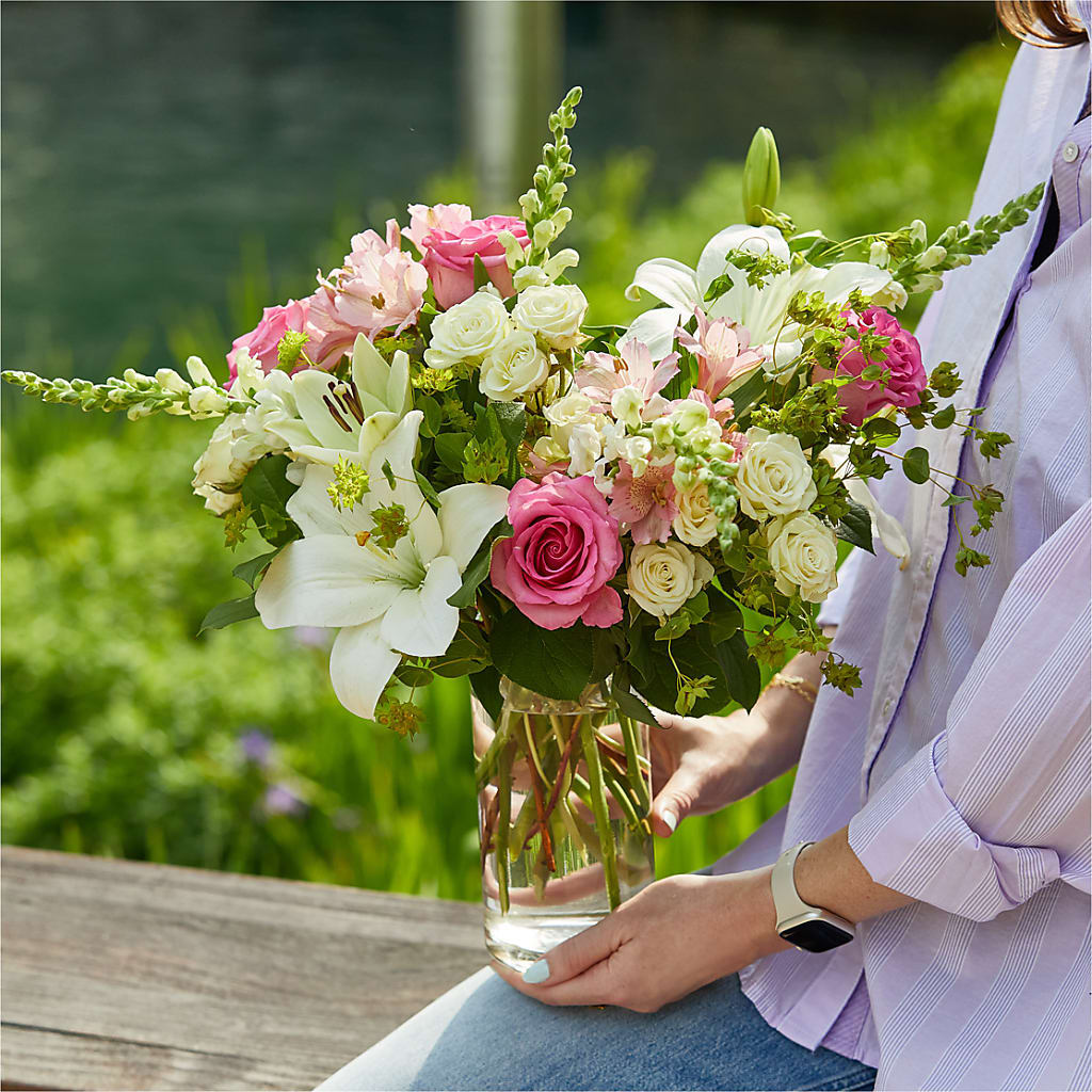 Fondly Bouquet – DANNY'S FLOWERS & GIFTS, Livonia MI